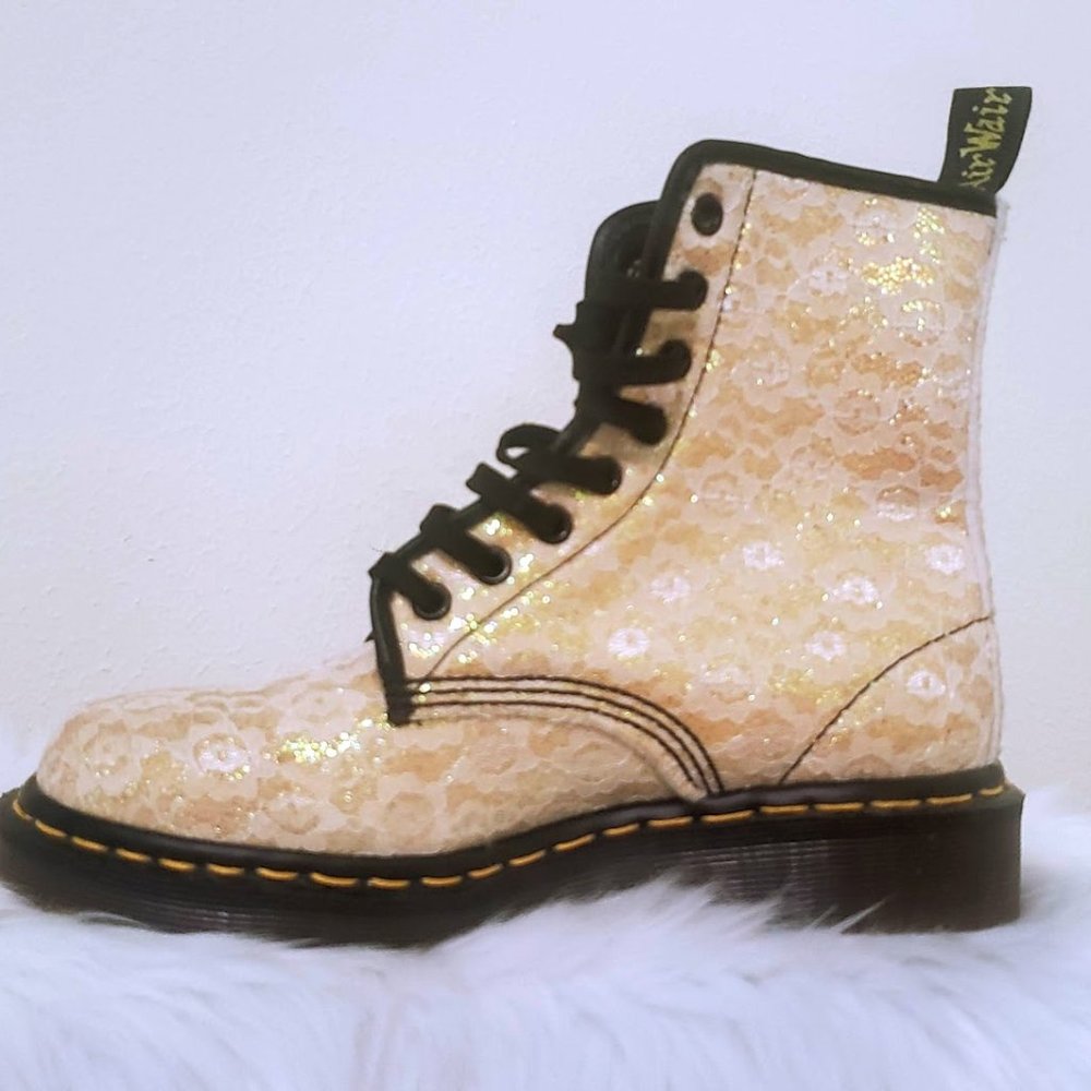 Rare Vintage Doc Dr Marten Boots  4UK 6US - Free Shipping